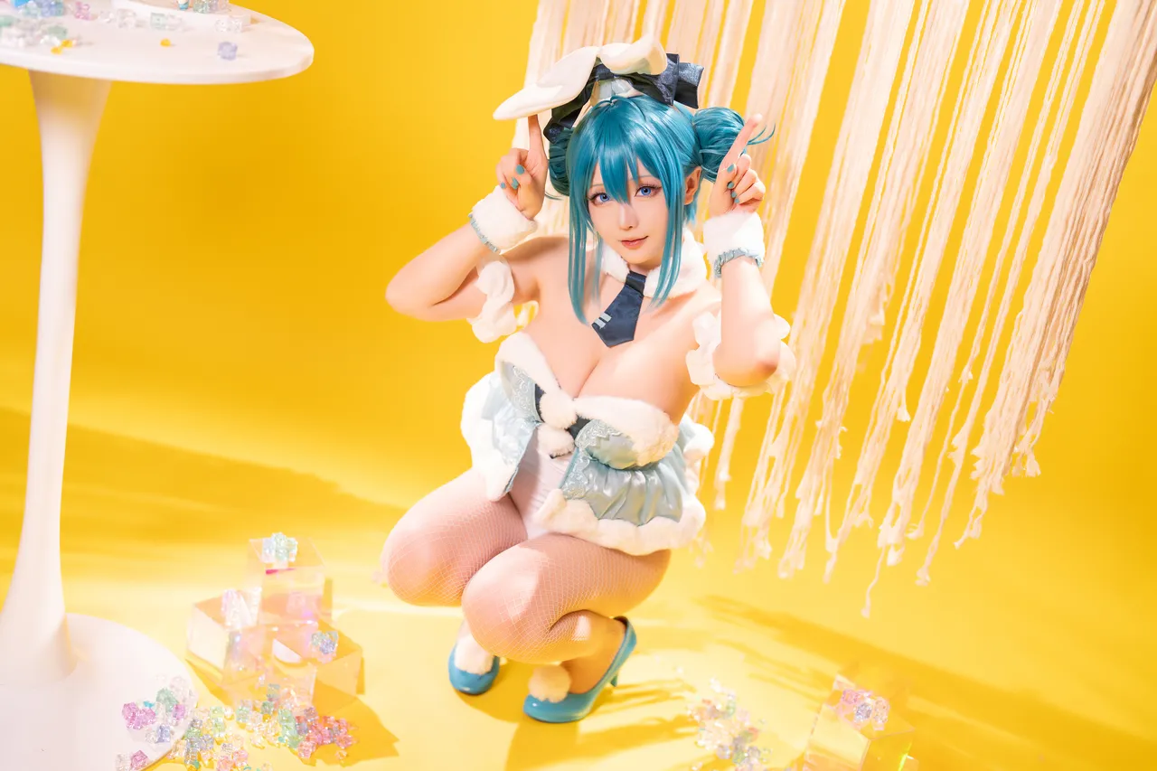 Hoshilily September 2023 Plan A - Hatsune Miku BiCute Bunnies (White Bunny Version)-erohere20.webp
